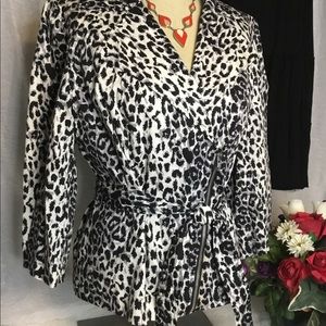 ⬇️ Super cute animal print jacket from fashion bug.